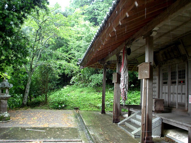 Dojo im Grünen - Bild von rebeccaseung@Flickr